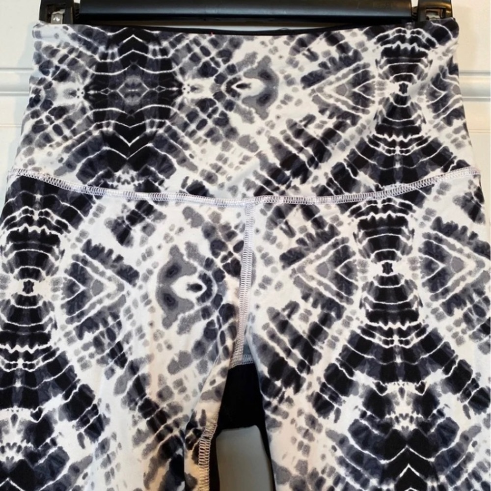 Victoria’s Secret Athletic Leggings
